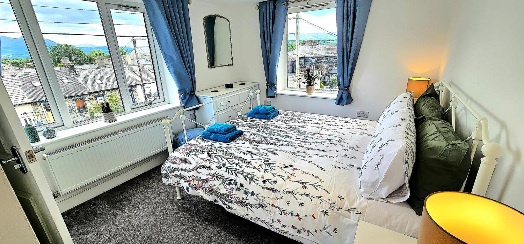 Porthmadog, Sleeps 11, 5 Bedrooms, 5 Bathrooms, Mountain Views Ngoại thất bức ảnh